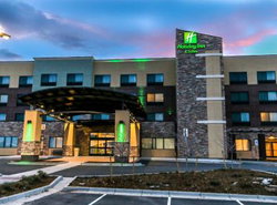 Holiday Inn & Suites Denver Tech Center-Centennial, an IHG Hotel