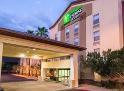 Holiday Inn Express Phoenix-Airport/University Drive, an IHG Hotel