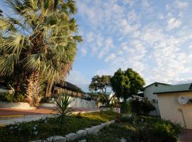 Maun Lodge Accommodation Alabama