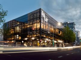 LyLo Auckland Hotel Accommodation Alabama