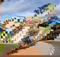 Best Western Plus King's Inn  Suites - Accommodation Alabama