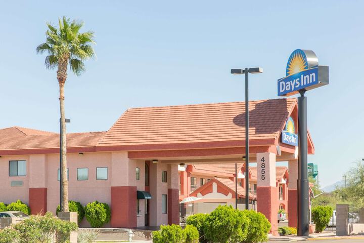 Days Inn By Wyndham Tucson Airport - thumb 1