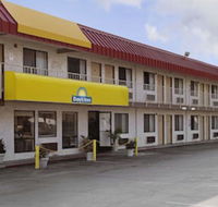Days Inn by Wyndham Fresno South - Accommodation Alabama