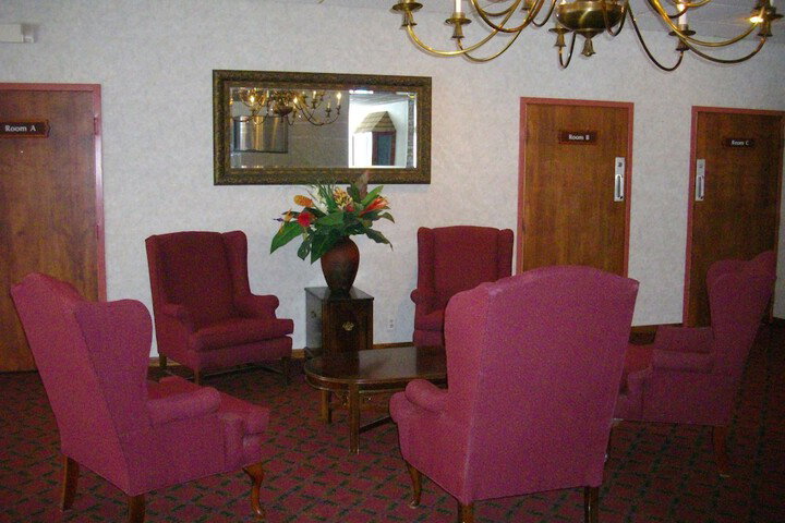 Macomb Inn - thumb 5