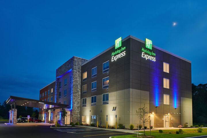 Holiday Inn Express Lockport, An IHG Hotel - thumb 1