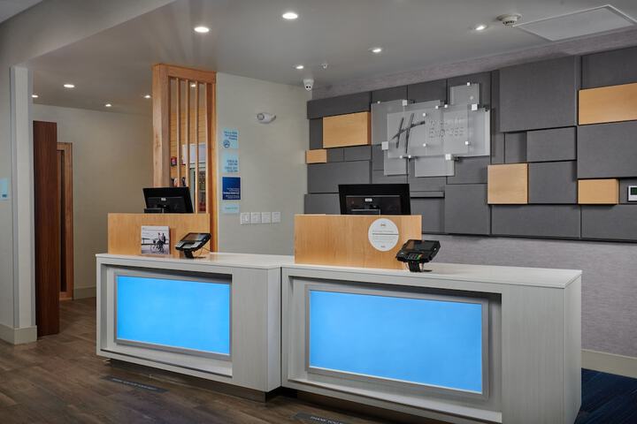 Holiday Inn Express Lockport, An IHG Hotel - thumb 5