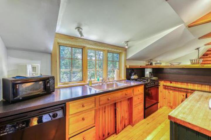 2 Bed 2 Bath Vacation Home In Charlotte - thumb 5