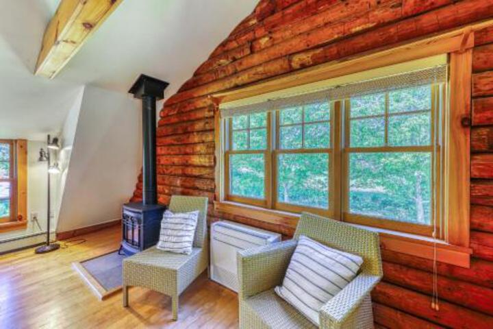 2 Bed 2 Bath Vacation Home In Charlotte - thumb 0