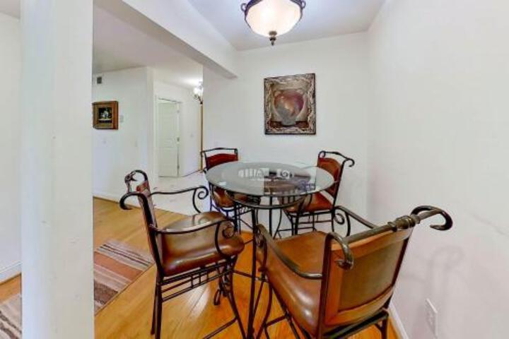 Lazy Lakeside Lagoon 4 Bed 3 Bath Vacation Home In Bumpass - thumb 2