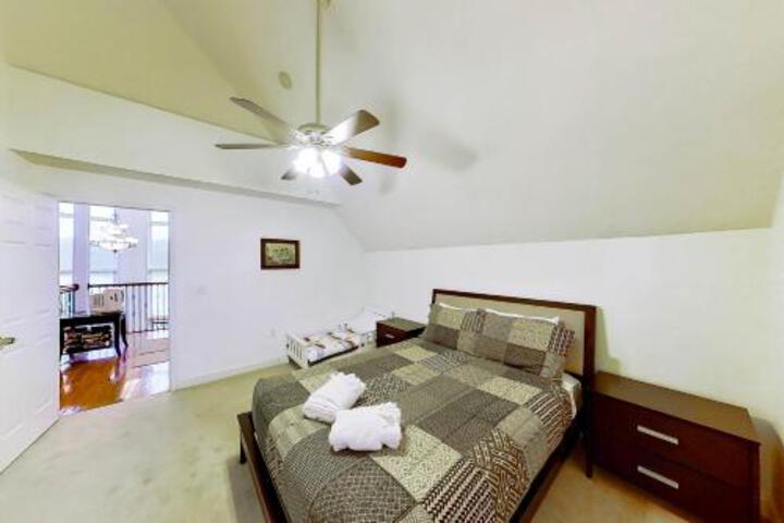 Lazy Lakeside Lagoon 4 Bed 3 Bath Vacation Home In Bumpass - thumb 4