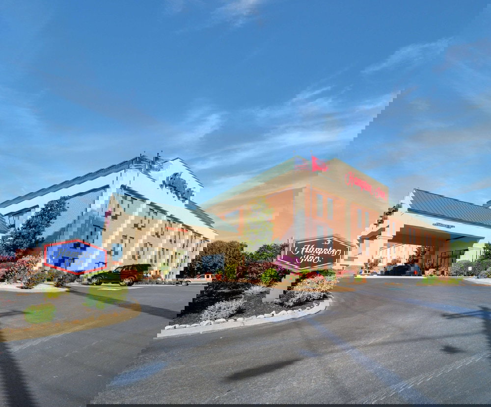 Hampton Inn Athens - thumb 0