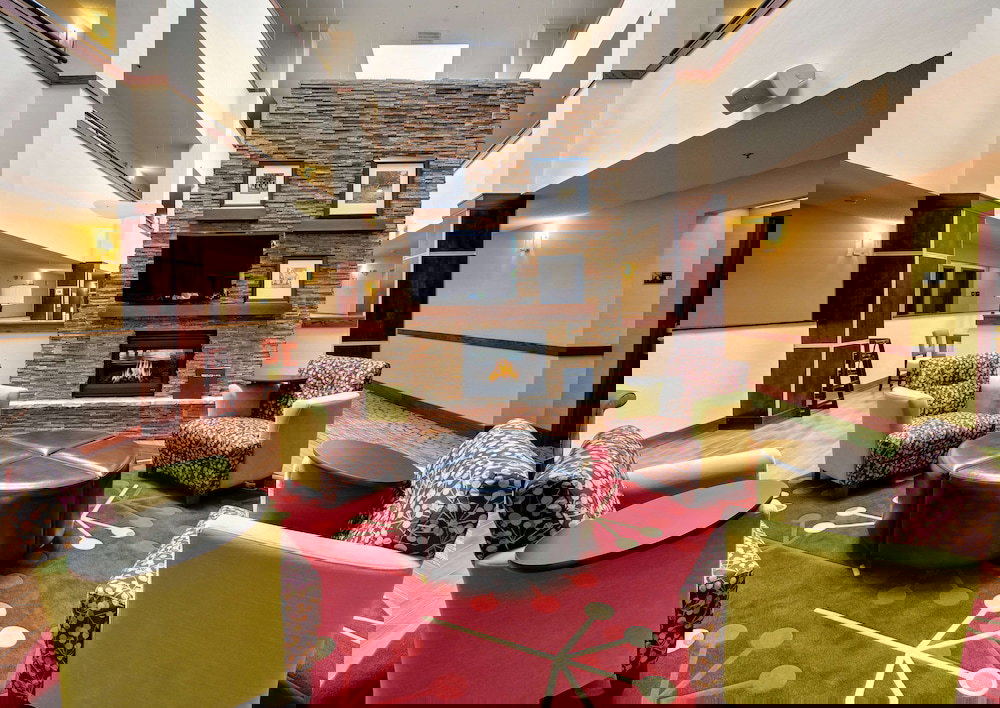 Hampton Inn Athens - thumb 5