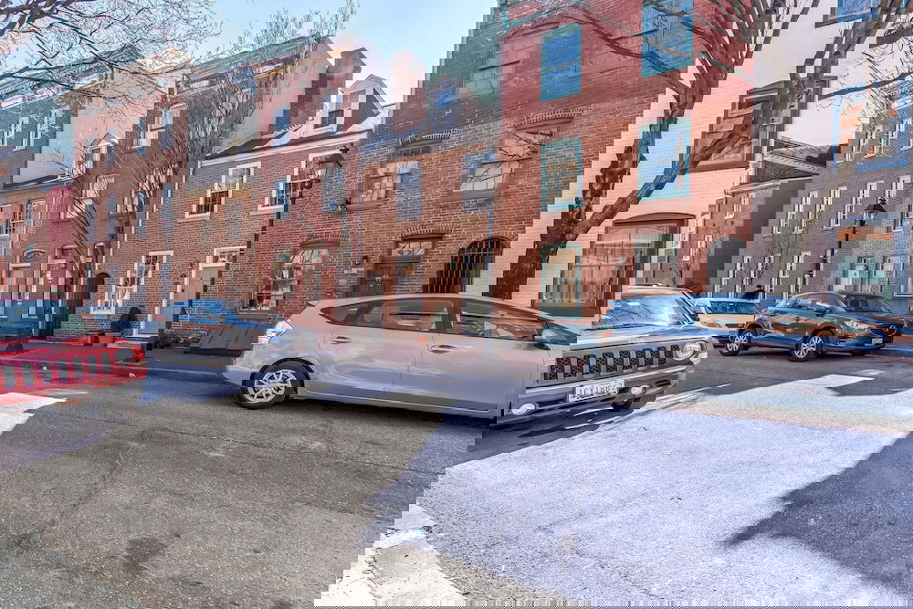 Historic Fells Point Home Steps From Waterfront - thumb 1