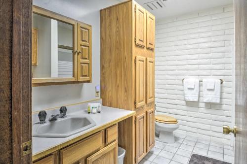 Private Bigfork Home Overlooking Flathead Lake! - thumb 2