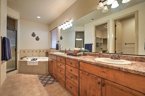 Home With Mountain Views Near Zion National Park! - thumb 5