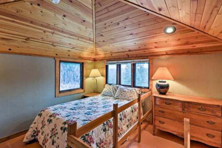 Superb Whitefish Retreat W / Hot Tub Sauna Yoga! - thumb 4