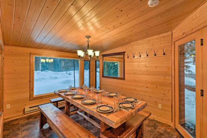 Superb Whitefish Retreat W / Hot Tub Sauna Yoga! - thumb 0