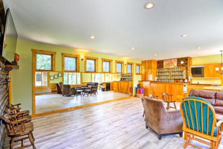 Superb Whitefish Retreat W / Hot Tub Sauna Yoga! - thumb 2