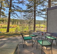 Quiet Home with Graeagle Meadows Golf Course View - Accommodation Alabama