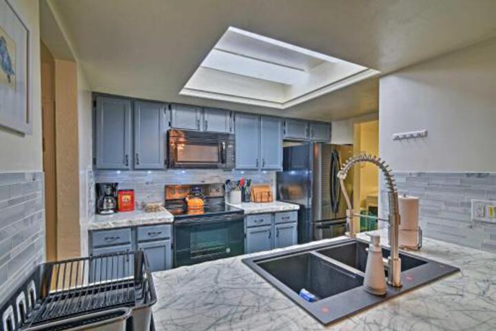 Updated Gainesville Townhome W / Pool 3 Mi. To UF! - thumb 4