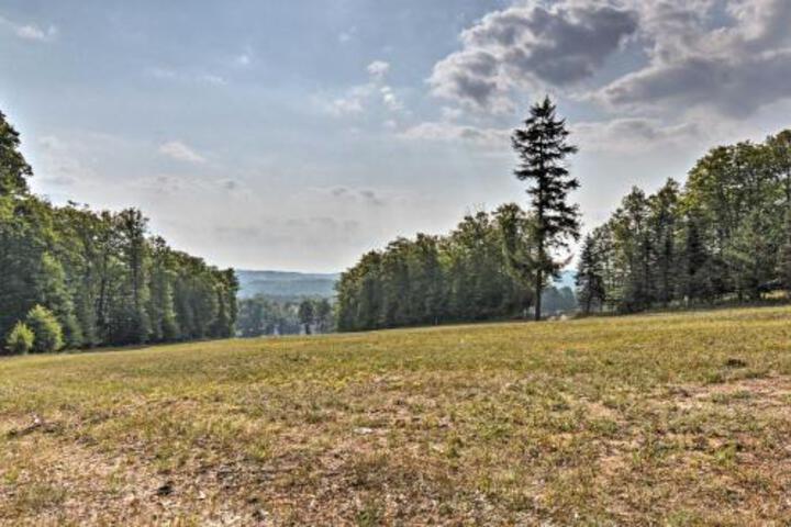 Ski In / Ski Out Condo On Boyne Mountain! - thumb 2