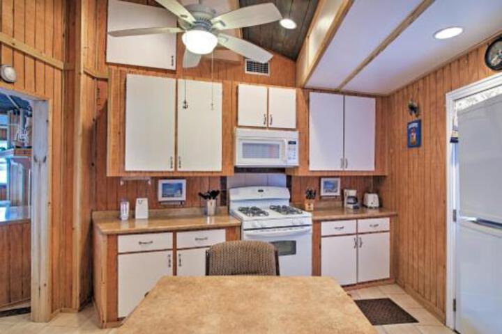Quaint 1BR Slidell Cottage W / Private Boat Dock - thumb 3
