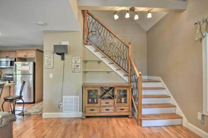 Cozy Old Forge Home W / 2 Porches Fire Pit Hot Tub - thumb 5