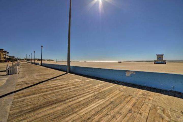 Spacious Atlantic Beach Duplex Mins From Ocean! - thumb 1
