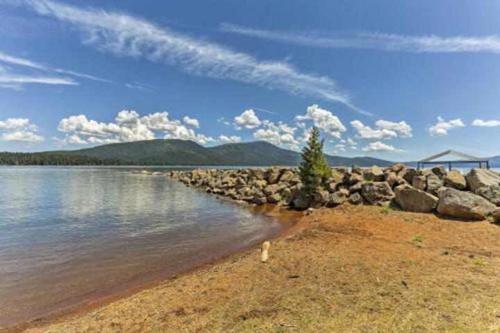 Charming House W / Deck Steps To Lake Almanor! - thumb 2