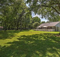 Grand Lake Area Cottage w / Patio Steps from Lake - Accommodation Alabama