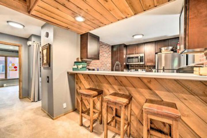 Renovated Mammoth Lakes Condo W / Private Balcony! - thumb 6