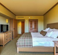 Modern Cle Elum Condo w / Mtn Views  Hot Tub Access - Accommodation Alabama