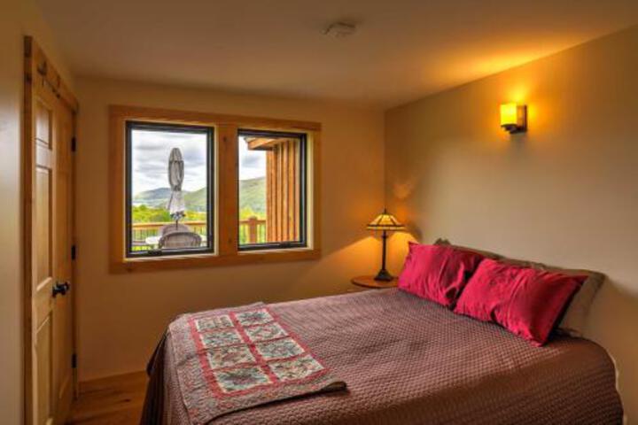 Naples Cabin W / Large Wraparound Deck & Lake Views! - thumb 0