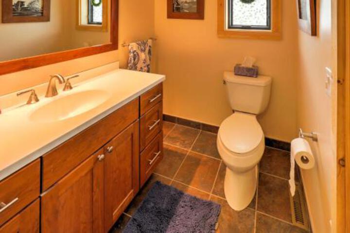 Naples Cabin W / Large Wraparound Deck & Lake Views! - thumb 1