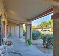 Cozy Apache Junction Condo w / Views  Shared Pool - Accommodation Alabama