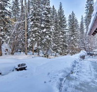 Tranquil Creekside Home Ski Hike  Fish on Site - Accommodation Alabama