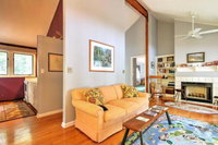 Lakeside Francestown Home w / Dock Kayak  Canoe