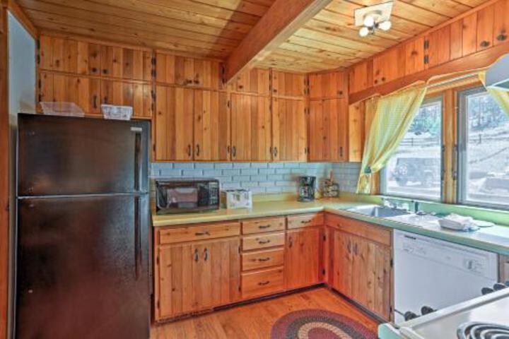 Private Cabin W / Wraparound Deck & Amazing Views! - thumb 6