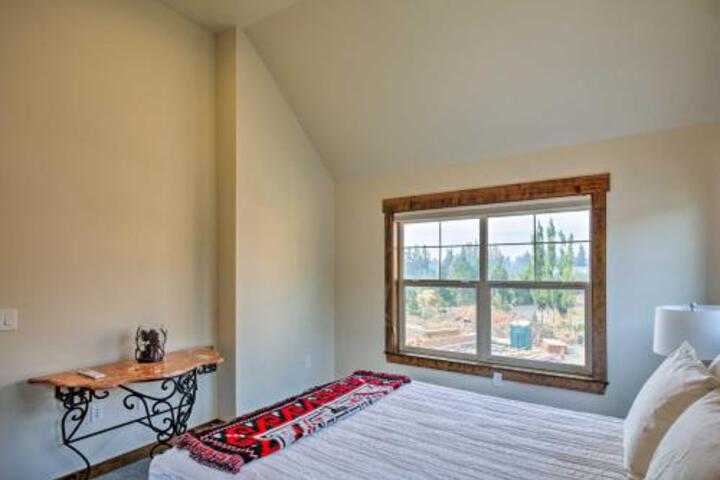 Cle Elum Home W / Hot Tub Walk To Golf & Hiking! - thumb 3