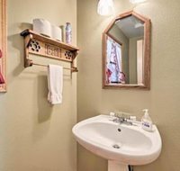 Peaceful Arnold Home w / Hot Tub Mins to Bear Valley - Accommodation Alabama