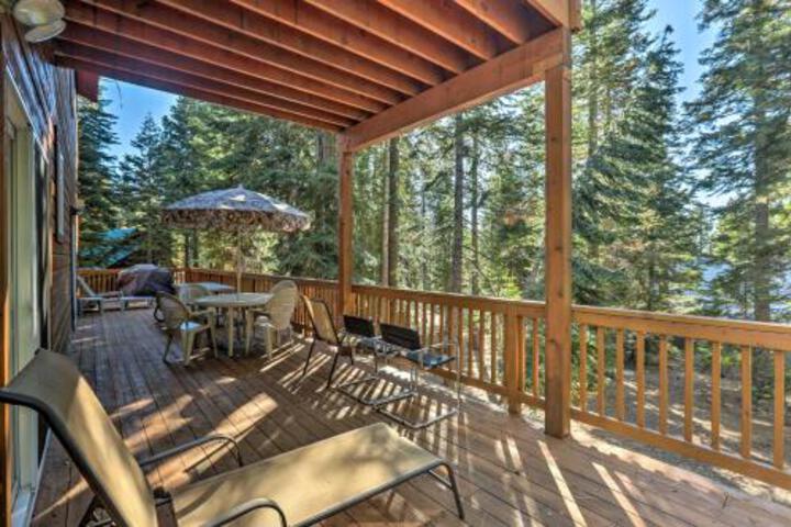 Rustic Tahoe Home With Hot Tub 12 Mi To Squaw Valley - thumb 4