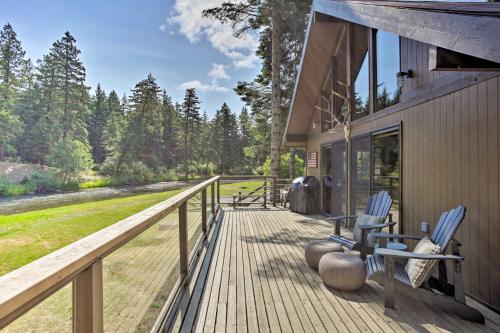 Riverfront Retreat In Sun Country Golf Resort - thumb 3