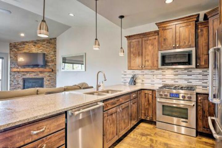 Trendy Townhome About 7Mi To Deer Valley & Park City - thumb 7