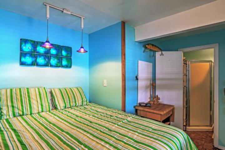 Waterfront Granbury Home With 2 Decks & Lake Views! - thumb 2