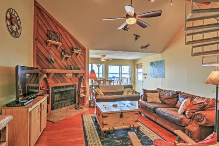 Waterfront Granbury Home With 2 Decks & Lake Views! - thumb 5