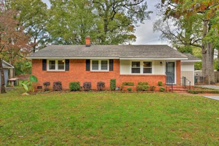 Charlotte Area Home W / Patio 6 Mi. To Dtwn! - thumb 0