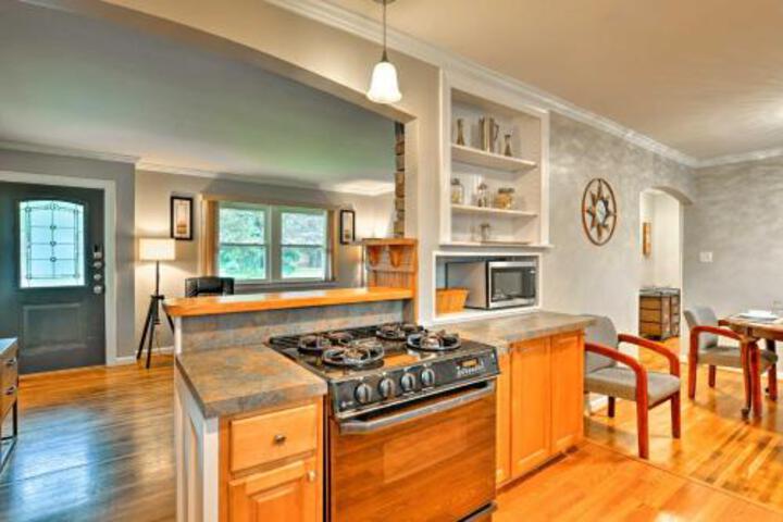 Charlotte Area Home W / Patio 6 Mi. To Dtwn! - thumb 6