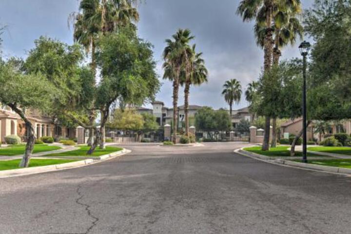 Desert Retreat W / Pool Near Western Skies! - thumb 4