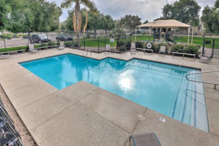 Desert Retreat W / Pool Near Western Skies! - thumb 6