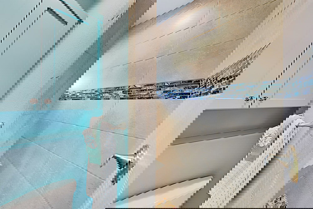 New Listing! Waterfront Copano Bay W/ Pool 2 Bedroom Condo - thumb 4